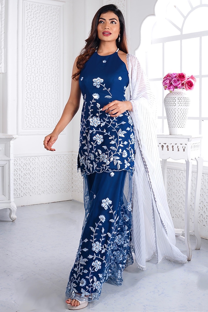 Ink Blue Fine Crepe Glass Sequins Embroidered Kurta Set by LABEL PRIYANKA KAR at Pernia's Pop Up Shop
