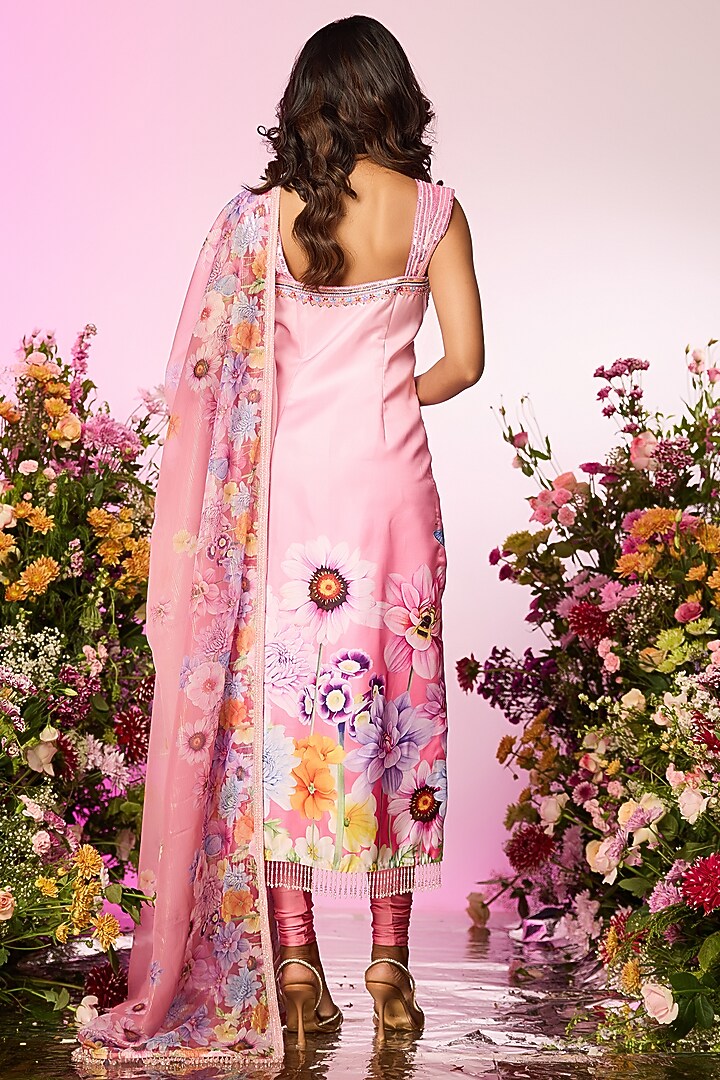 Pink Crystal Floral Printed & Embellished Kurta Set by LABEL PRIYANKA KAR at Pernia's Pop Up Shop