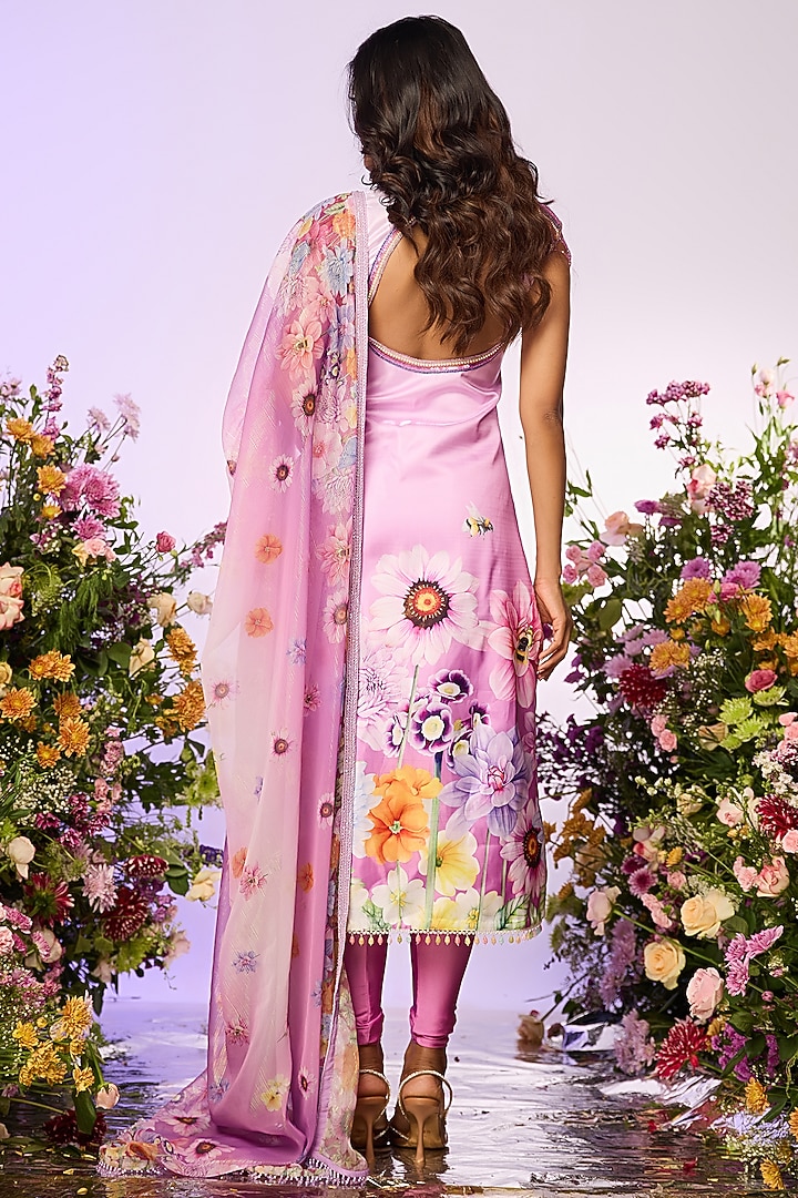 Lavender Crystal Floral Printed & Embellished Kurta Set by LABEL PRIYANKA KAR at Pernia's Pop Up Shop