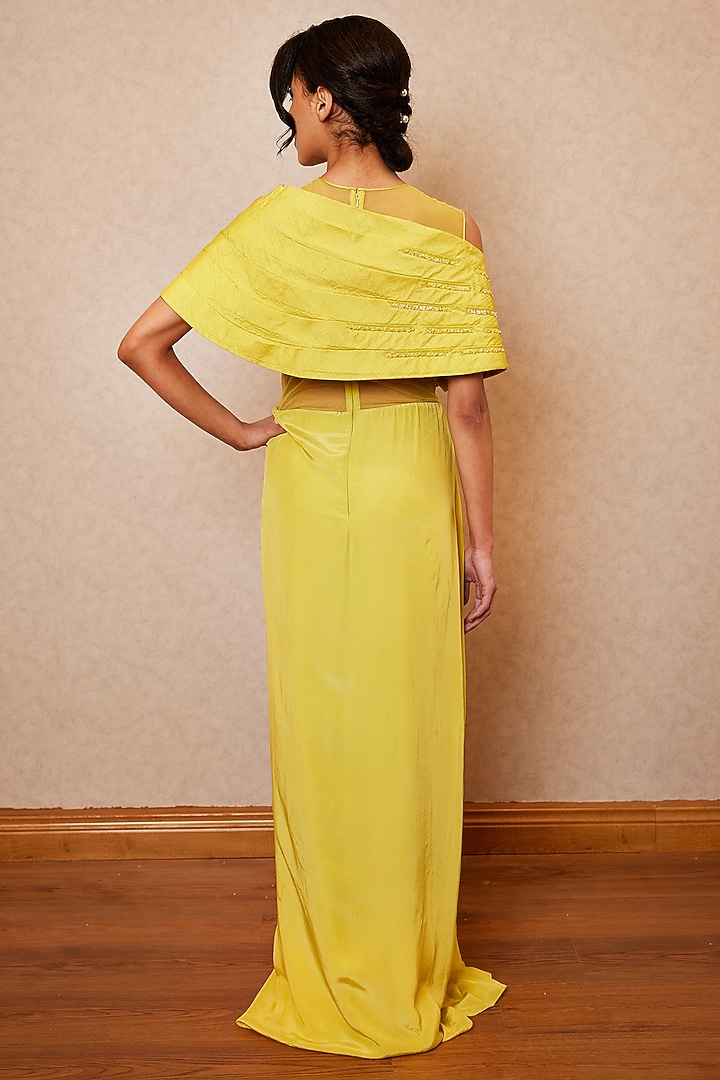 Lime Mesh & Crepe Hand Embroidered Draped Wedding Gown Saree by Label RSD at Pernia's Pop Up Shop