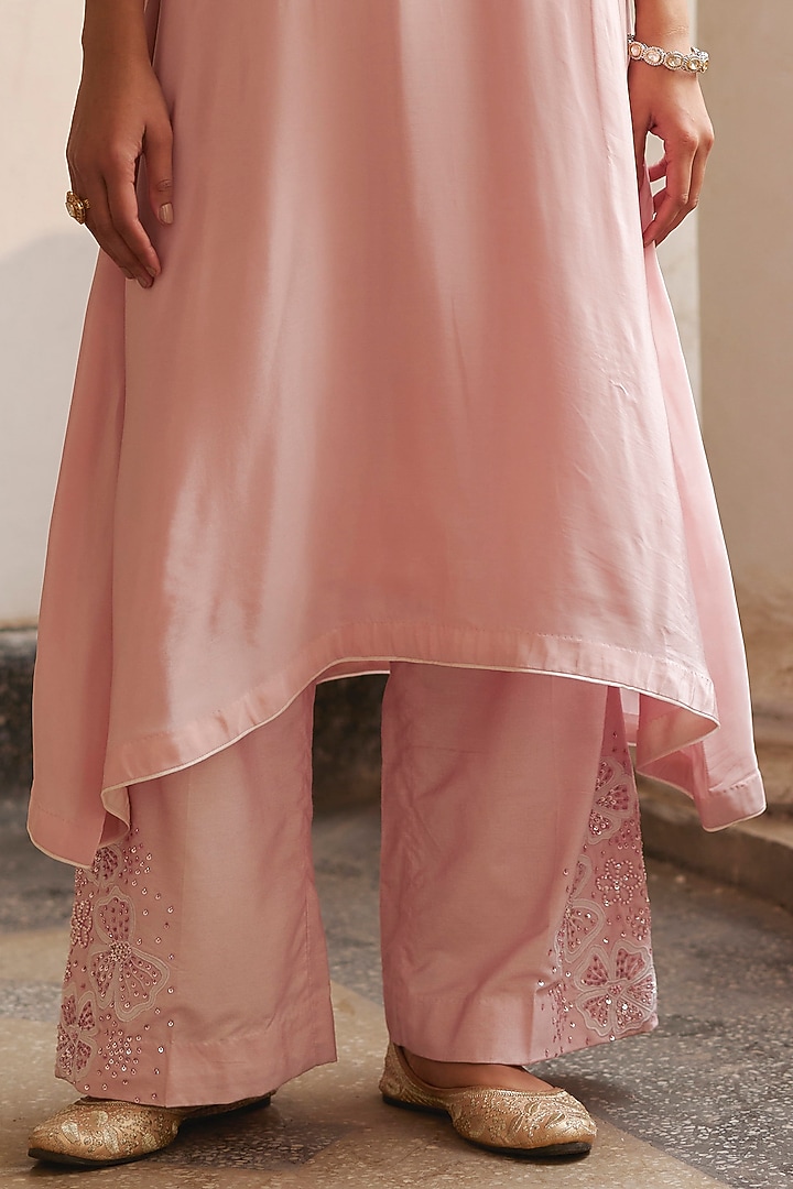 Dusty Pink Crepe Sequins & Applique Work Kaftan Set by Label RSD at Pernia's Pop Up Shop
