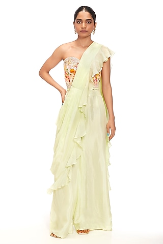 Green Dola Silk Pre-Draped Pant Saree Set by Label Sayaanika