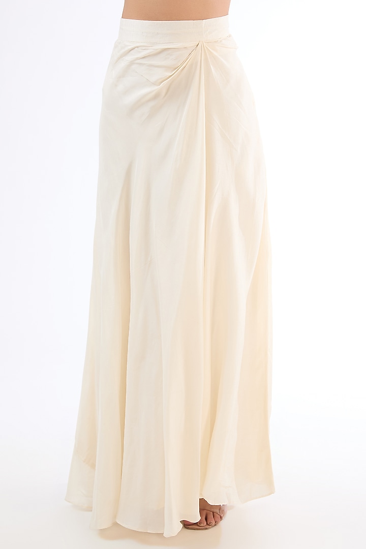 White Cotton Silk Dabka Embroidered Kaftan Set by LASHA at Pernia's Pop Up Shop