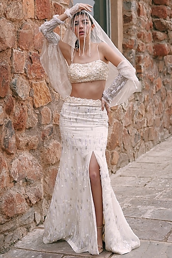 Ivory Silk Organza Hand Work Fish-Cut Jacket Wedding Lehenga Set by LASHA at Pernia's Pop Up Shop
