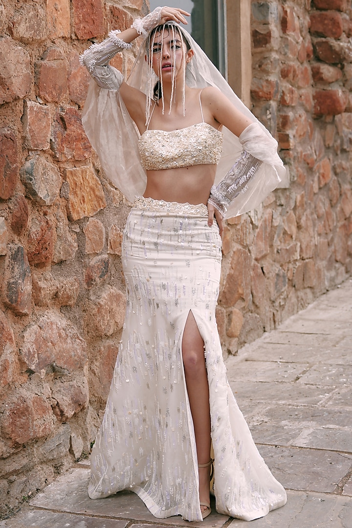 Ivory Silk Organza Hand Work Fish-Cut Jacket Wedding Lehenga Set by LASHA at Pernia's Pop Up Shop