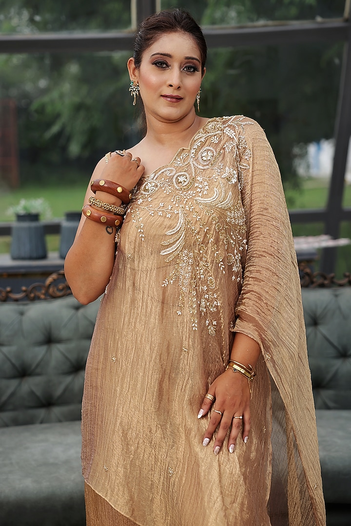 Gold Silk Zari Tissue Dabka Embroidered Kaftan Set by LASHA at Pernia's Pop Up Shop