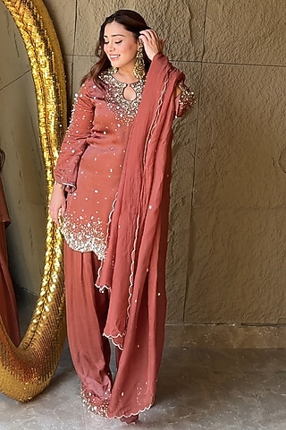Mauve Silk Handwork Kurta Set by LASHA