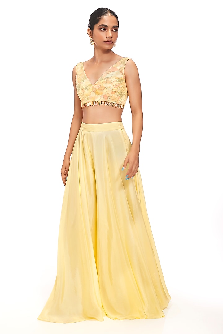 Yellow Organza Sequins Work Cape Set by Label Sayaanika at Pernia's Pop Up Shop