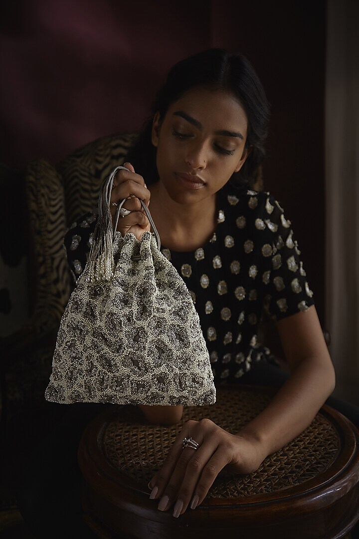 Silver Embroidered Handmade Potli by Lovetobag at Pernia's Pop Up Shop
