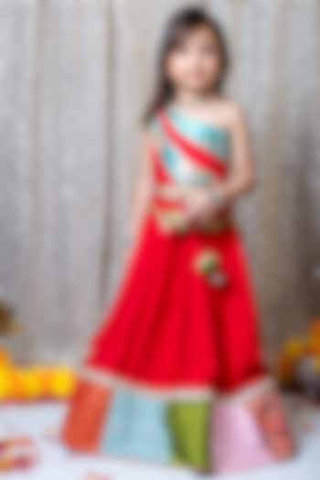 Cherry Red Muslin Patchwork Lehenga Set For Girls by Littleduds Baby Boutique