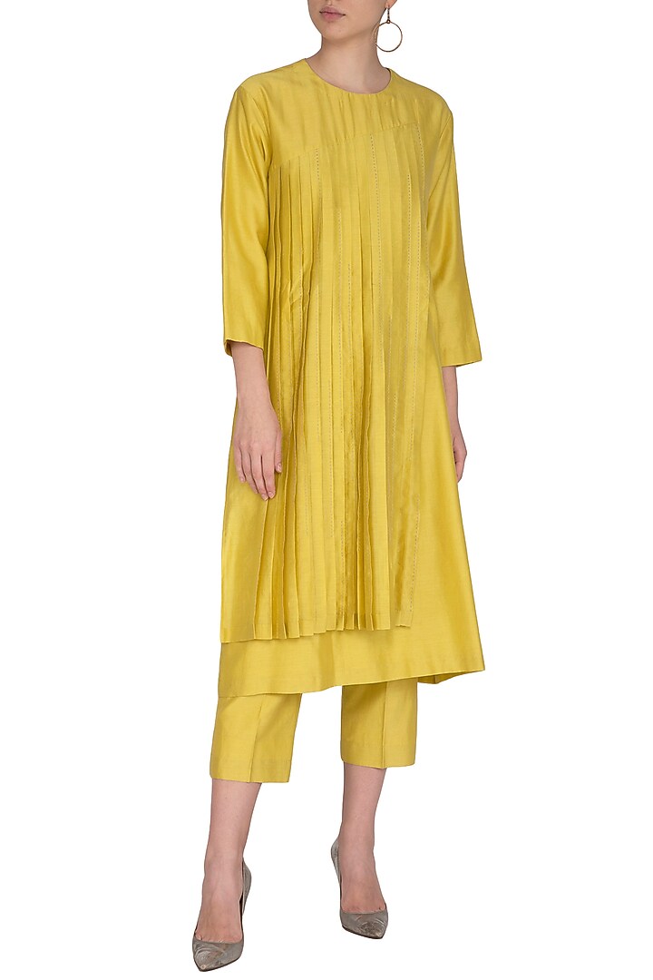 Yellow Embroidered Kurta With Cropped Pants by Little Things Studio at Pernia's Pop Up Shop