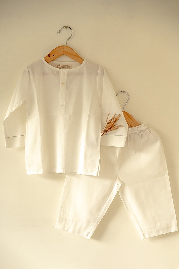 White Cotton Embroidered Kurta For Kids by Love the World Today at Pernia's Pop Up Shop