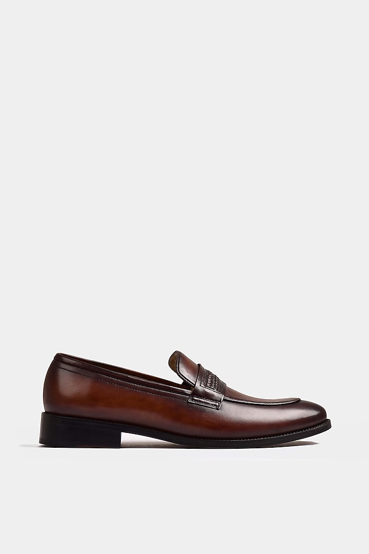 Brown Hand-Weaved Loafers by Luxuro Formello
