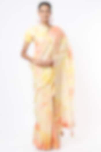 Yellow & Peach Maheshwari Silk Saree Set by Lugda by DIHI
