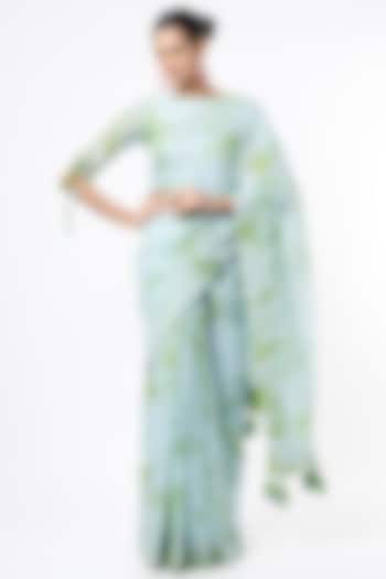 Blue & Green Maheshwari Silk Saree Set by Lugda by DIHI