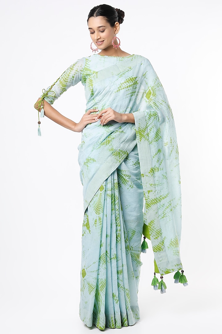 Blue & Green Maheshwari Silk Saree Set by Lugda by DIHI
