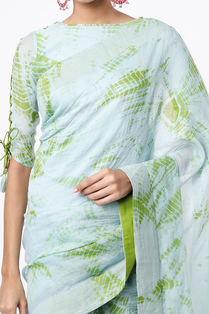 Blue & Green Maheshwari Silk Festive Saree Set by Lugda by DIHI at Pernia's Pop Up Shop