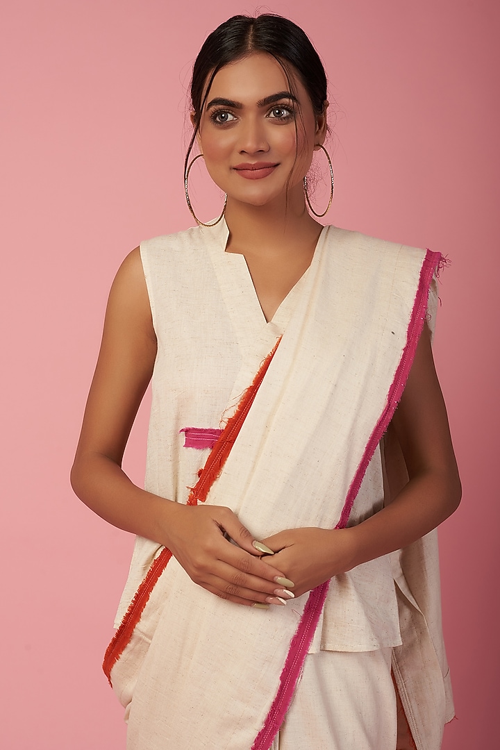 Off-White Khadi Cotton Festive Saree Set by Lugda by DIHI at Pernia's Pop Up Shop