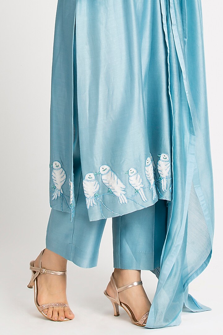 Sky Blue Embroidered Kurta Set by Luxuries of Kashmir at Pernia's Pop Up Shop