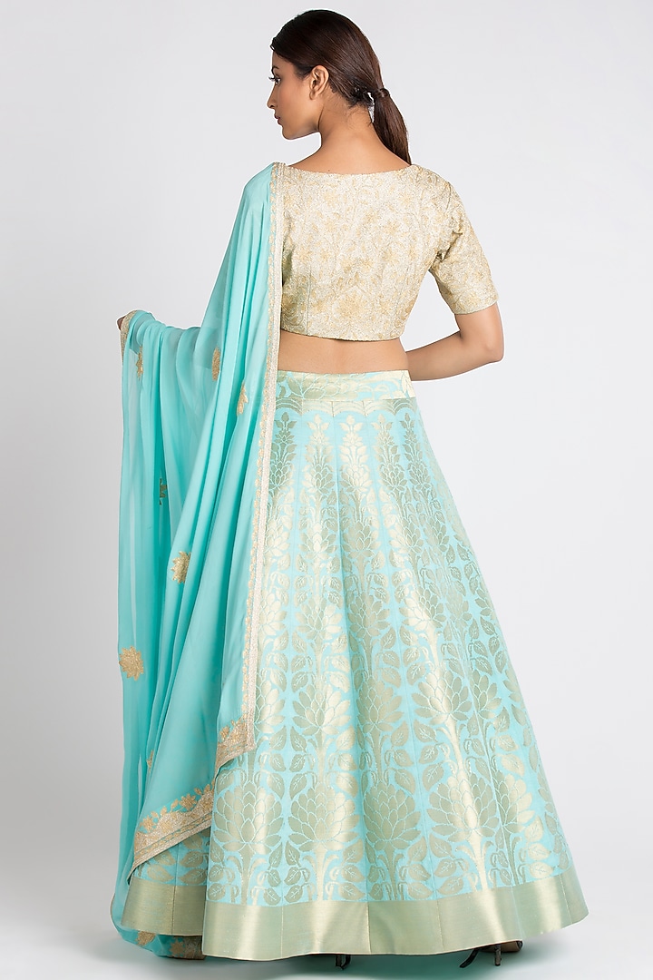 Turquoise Blue Banarasi Wedding Lehenga Set by Luxuries of Kashmir at Pernia's Pop Up Shop