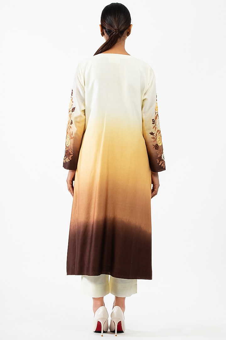 Brown Embroidered Kurta Set by Luxuries of Kashmir at Pernia's Pop Up Shop