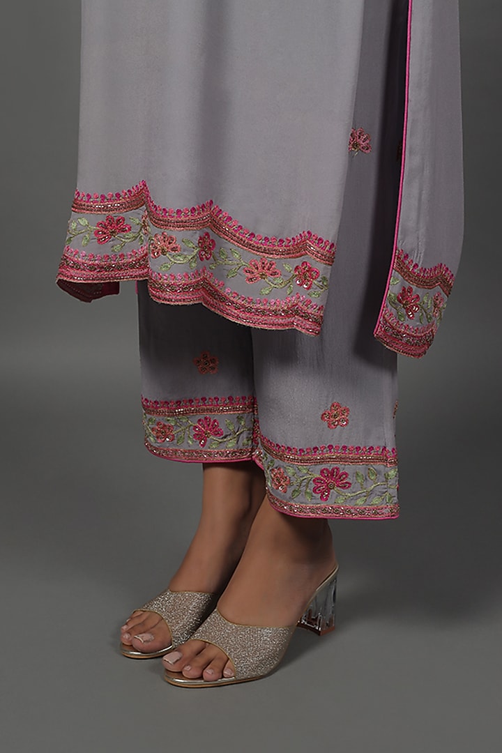 Grey Crepe Hand Embroidered Kurta Set by LABEL VIDHI ANEJA at Pernia's Pop Up Shop