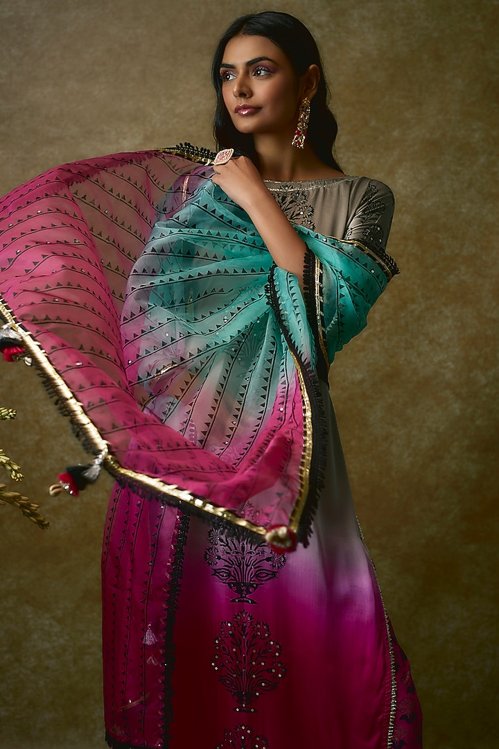 Lilac & Pink Silk Satin Kurta Set by Maayera Jaipur at Pernia's Pop Up Shop