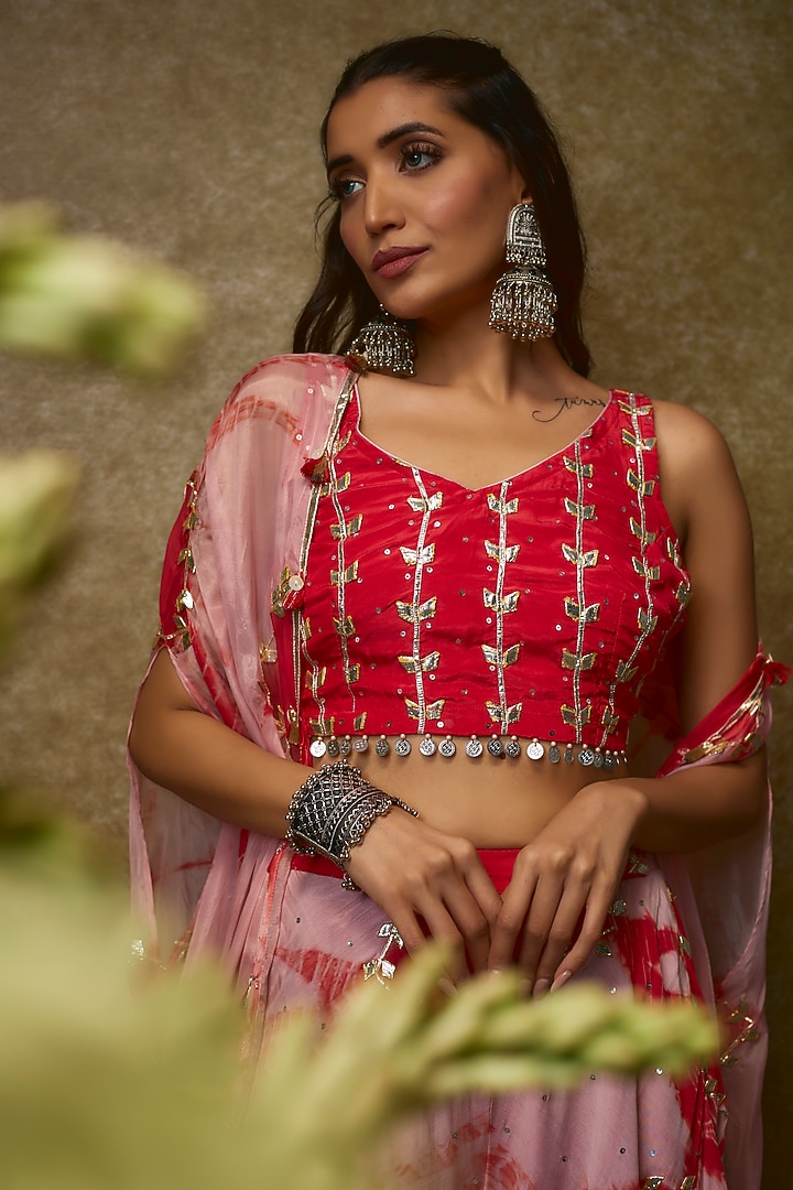 Pink & Red Spun Silk Co-Ord Set by Maayera Jaipur at Pernia's Pop Up Shop