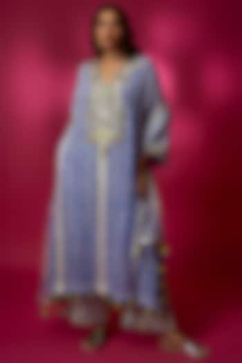 Blue Crepe Silk Kurta Set by Maayera Jaipur at Pernia's Pop Up Shop