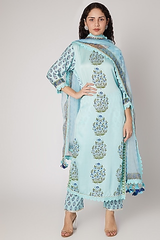 Turquoise Straight Kurta Set by Maayera Jaipur