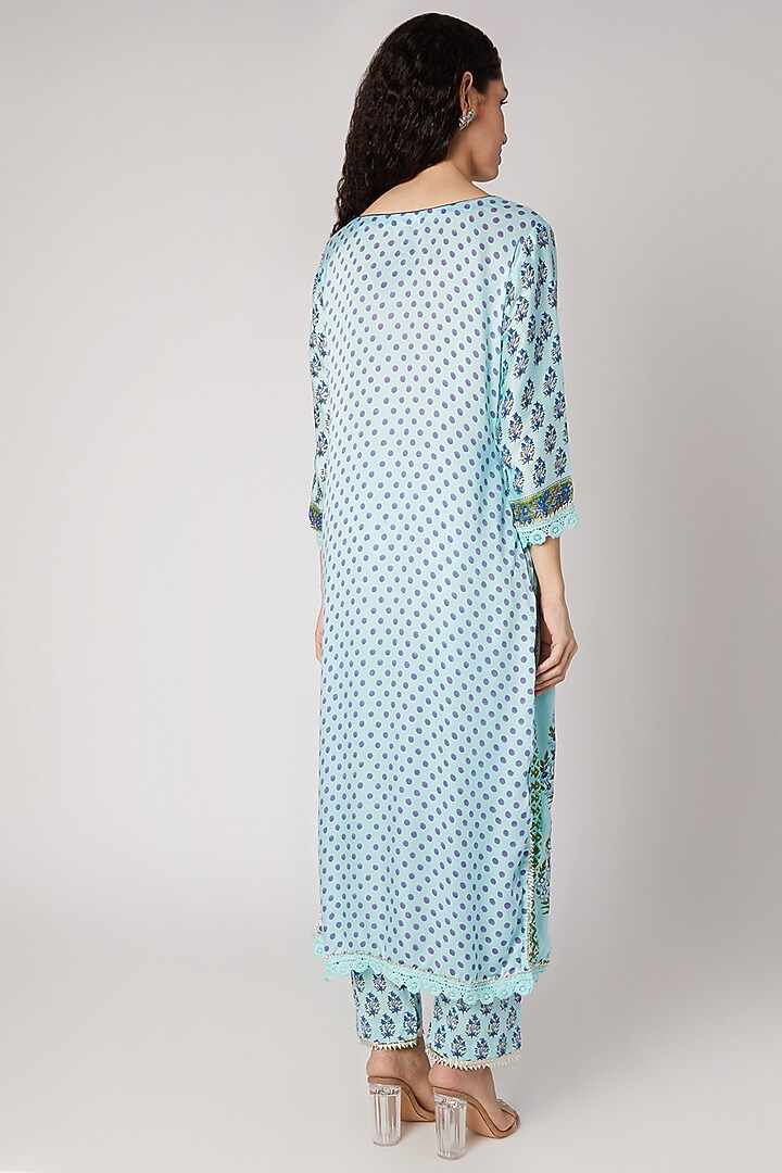 Turquoise Straight Kurta Set by Maayera Jaipur at Pernia's Pop Up Shop
