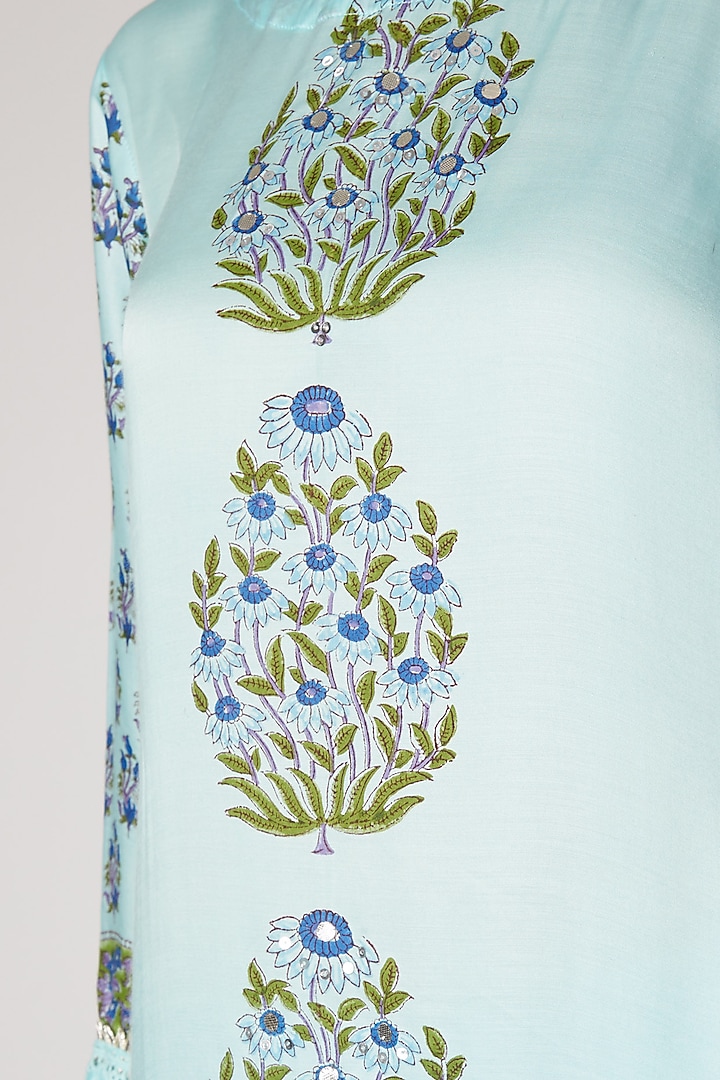 Turquoise Straight Kurta Set by Maayera Jaipur at Pernia's Pop Up Shop