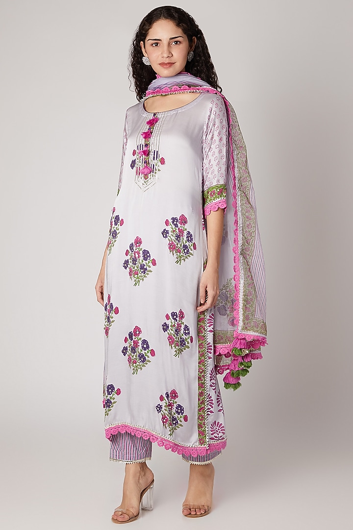 Light Purple Printed Kurta Set by Maayera Jaipur at Pernia's Pop Up Shop