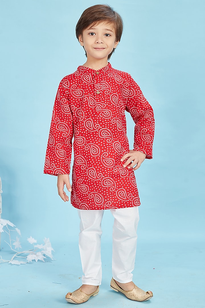 Red Cotton Bandhani Printed Kurta Set For Boys by Maaikid