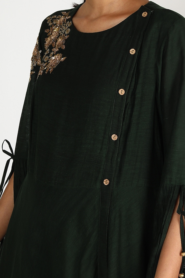 Mehendi Green Embroidered Tunic Set by Maithili by Anju Nath at Pernia's Pop Up Shop