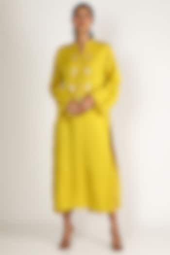 Yellow Embroidered Tunic Set by Maithili by Anju Nath at Pernia's Pop Up Shop