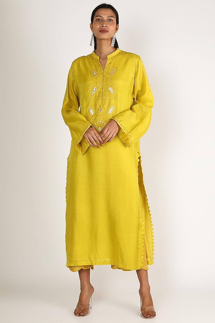 Yellow Embroidered Tunic Set by Maithili by Anju Nath