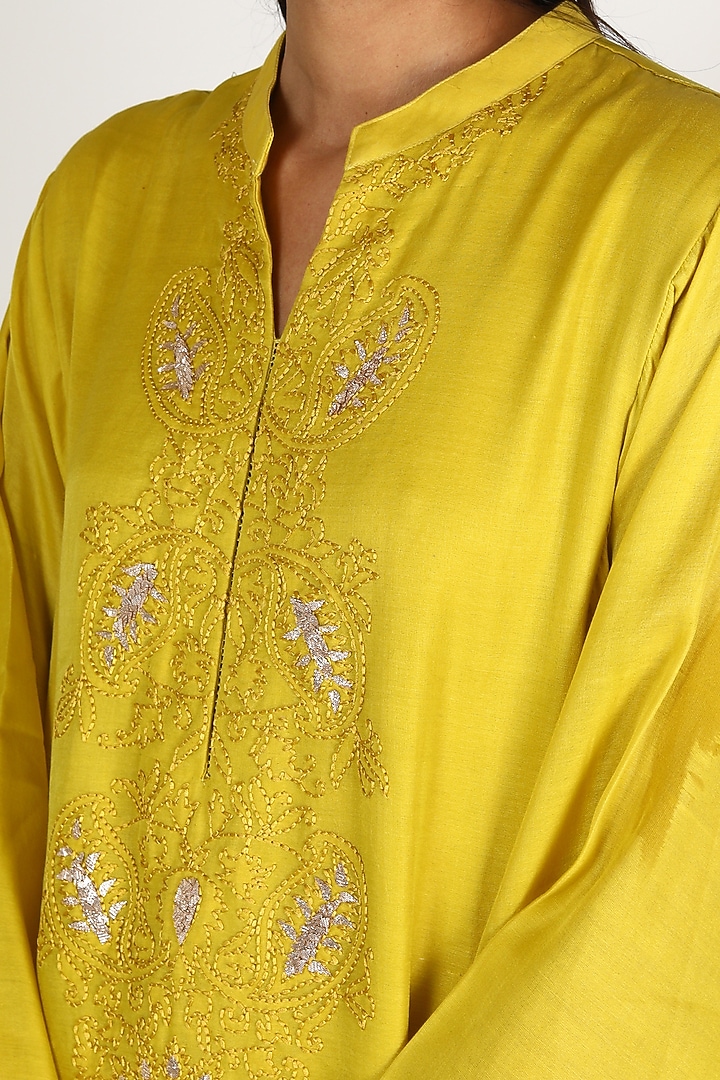 Yellow Embroidered Tunic Set by Maithili by Anju Nath at Pernia's Pop Up Shop