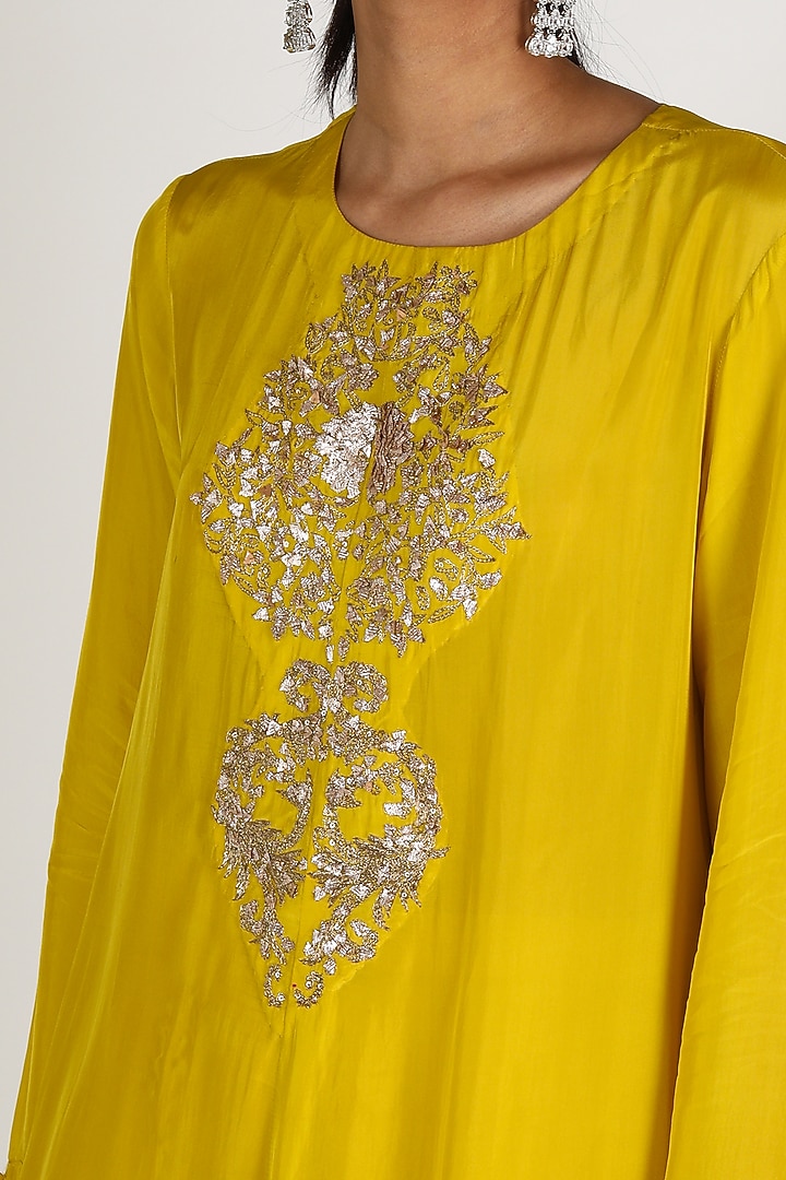 Yellow Embroidered Tunic Set by Maithili by Anju Nath at Pernia's Pop Up Shop