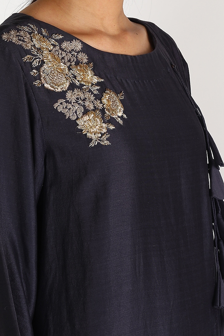 Blue Embroidered Tunic Set by Maithili by Anju Nath at Pernia's Pop Up Shop
