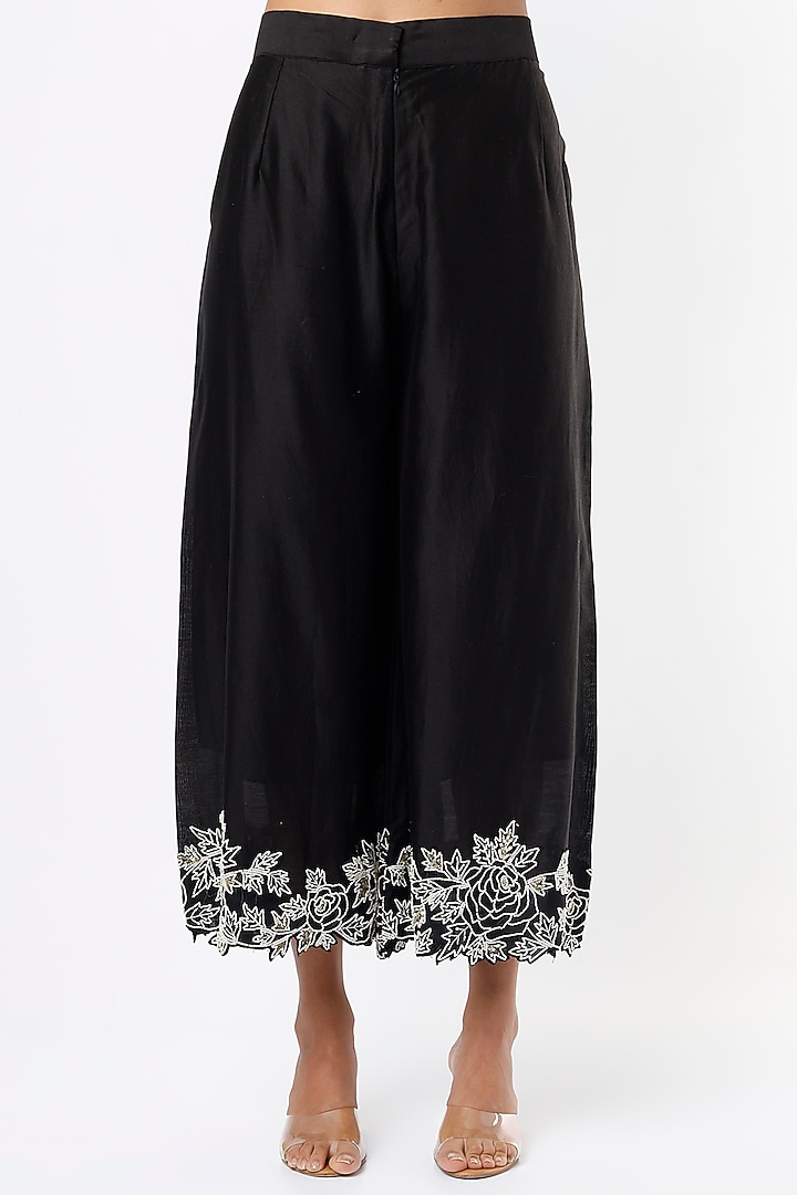 Black Silk Flared Pant Set With Pre-Stitched Drape by Mahi Calcutta at Pernia's Pop Up Shop