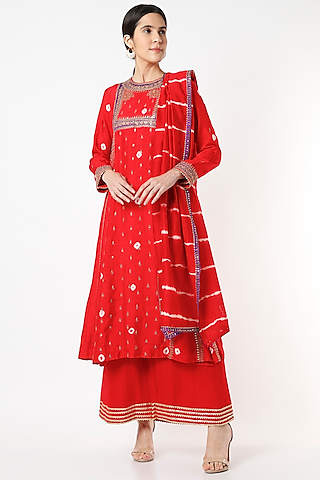Red Zardosi Embroidered Kurta Set by Mahi Calcutta