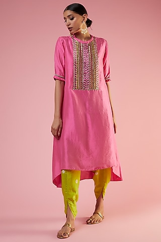 Carnation Pink Silk Embroidered Kurta Set by Mahi Calcutta