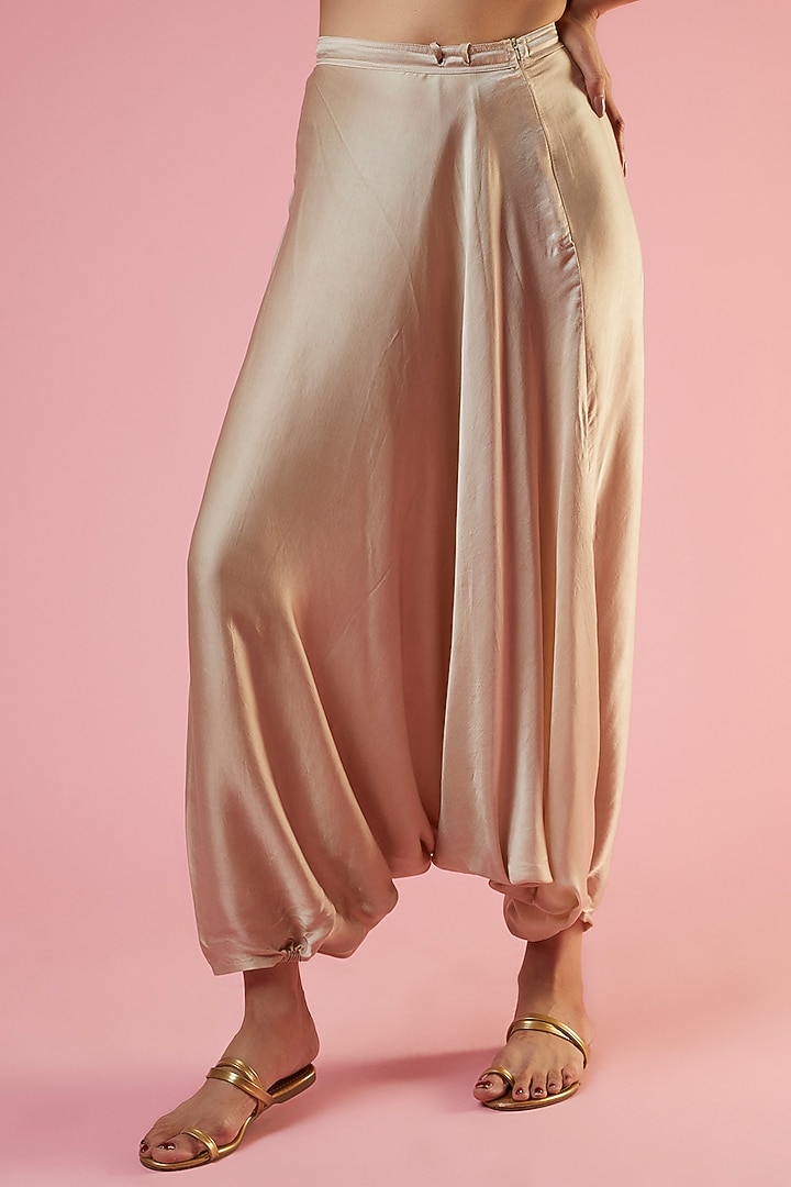 Rose Red Cotton Silk Floral Printed Cape Set by Mahi Calcutta at Pernia's Pop Up Shop