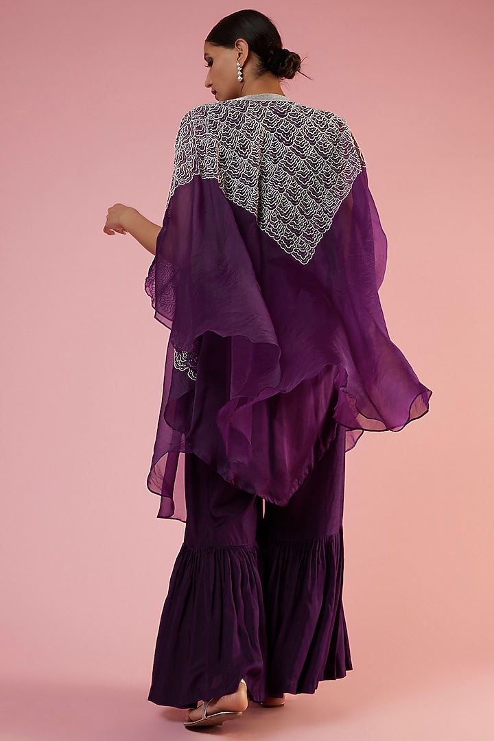 Purple Organza Embroidered Cape Set by Mahi Calcutta at Pernia's Pop Up Shop