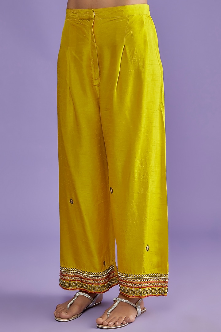 Citrus Lime Silk Embroidered Kaftan Set by Mahi Calcutta at Pernia's Pop Up Shop