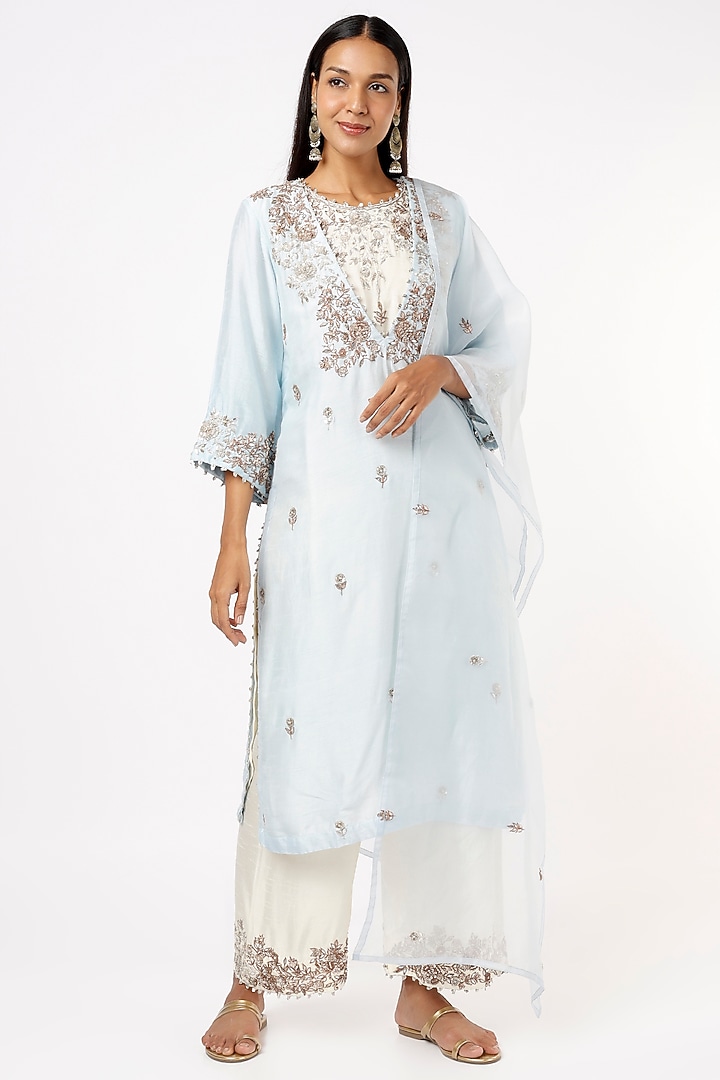 Powder Blue Zardosi Embroidered Kurta Set by Mahi Calcutta at Pernia's Pop Up Shop