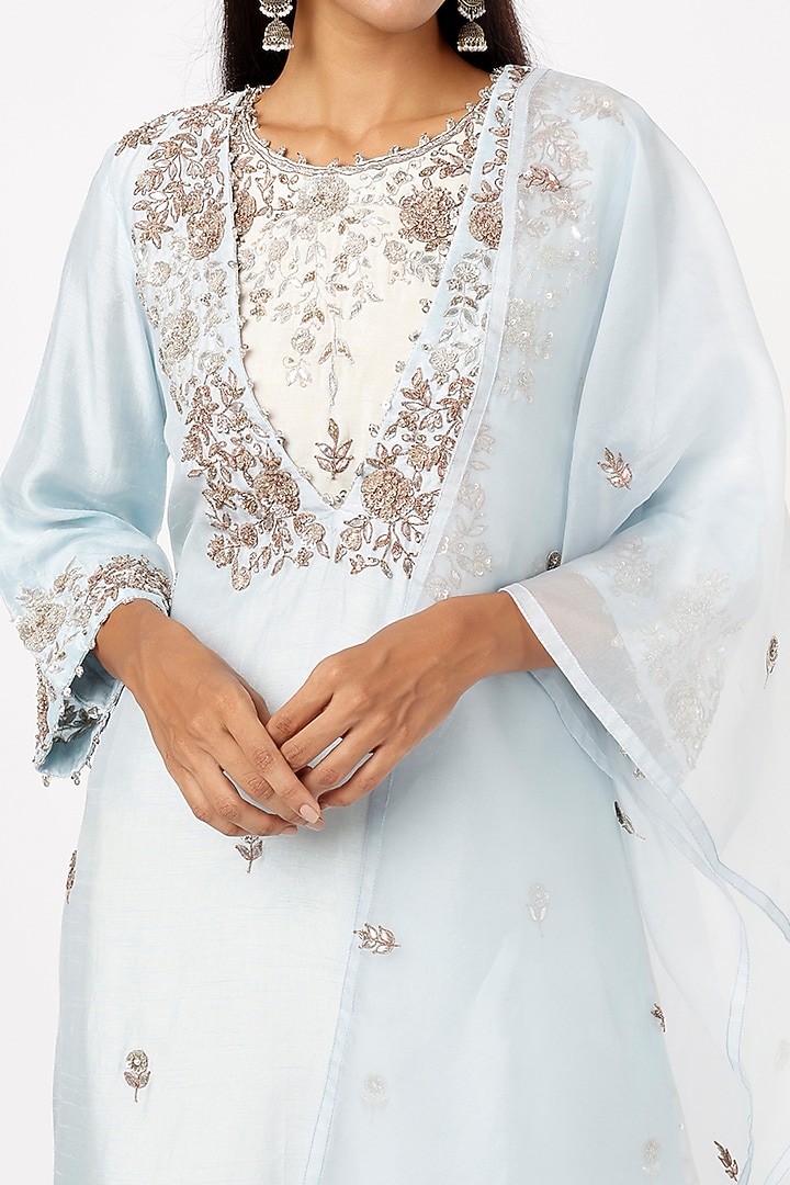 Powder Blue Zardosi Embroidered Kurta Set by Mahi Calcutta at Pernia's Pop Up Shop