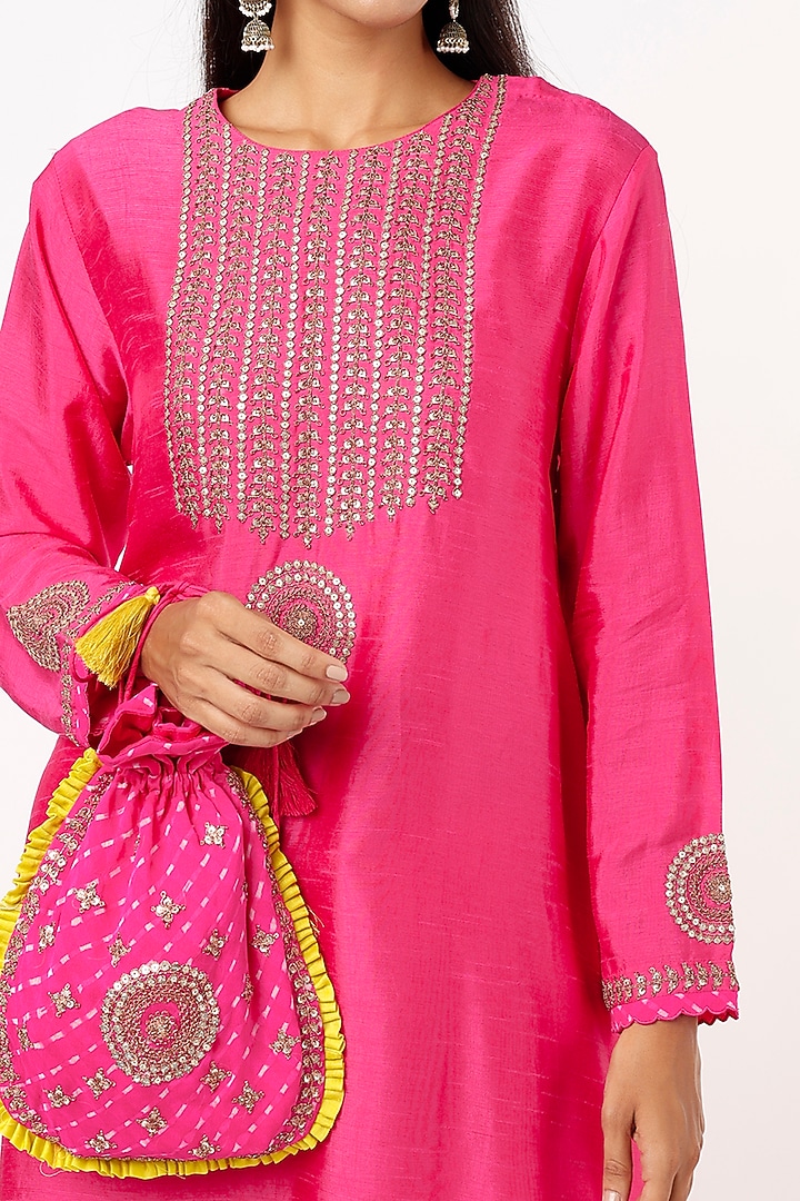 Fuchsia Asymmetrical Zardosi Embroidered Kurta Set by Mahi Calcutta at Pernia's Pop Up Shop