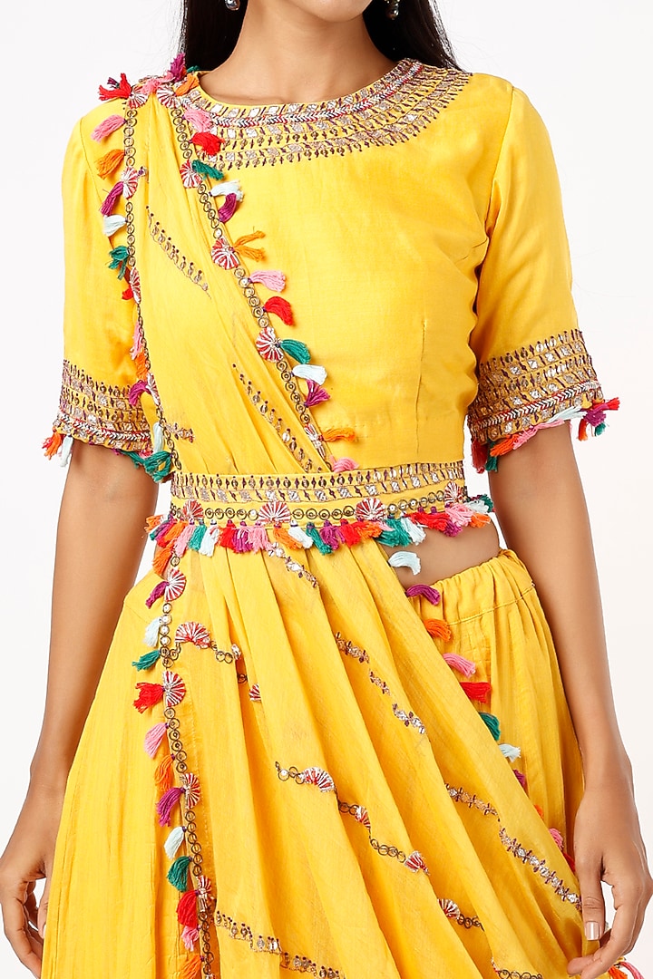 Yellow Ombre Crushed Cotton Skirt Set by Mahi Calcutta at Pernia's Pop Up Shop